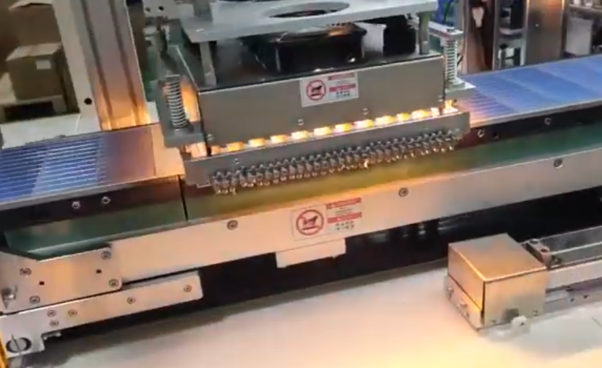 Smart meter PCB heating lamp