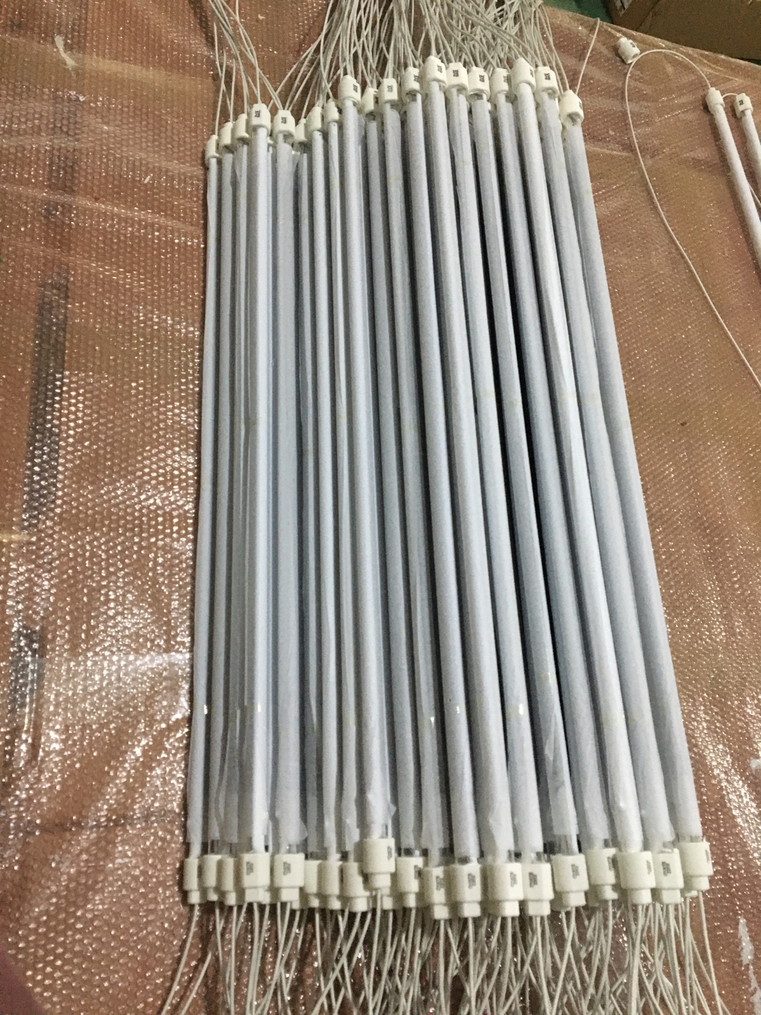 220v 1500w Carbon Fiber Infrared Heating Lamp